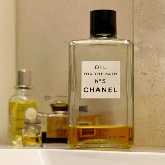 CHANEL No. 5 Oil for the Bath, 8 fl oz, 1976. Fragrant! Original, Authentic VTG - Picture 2 of 9